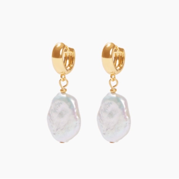 Our Spare Change Jewelry - NEW Isla Pearl Gold and White Crystal Drop Earrings